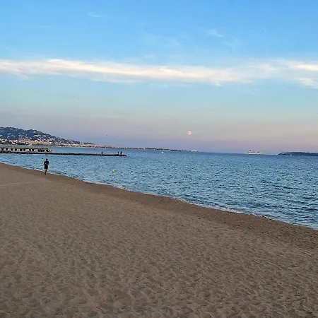 Evasion Aux Portes De Cannes 100m2 Lumineux 2 Terrasse Et Commerces *